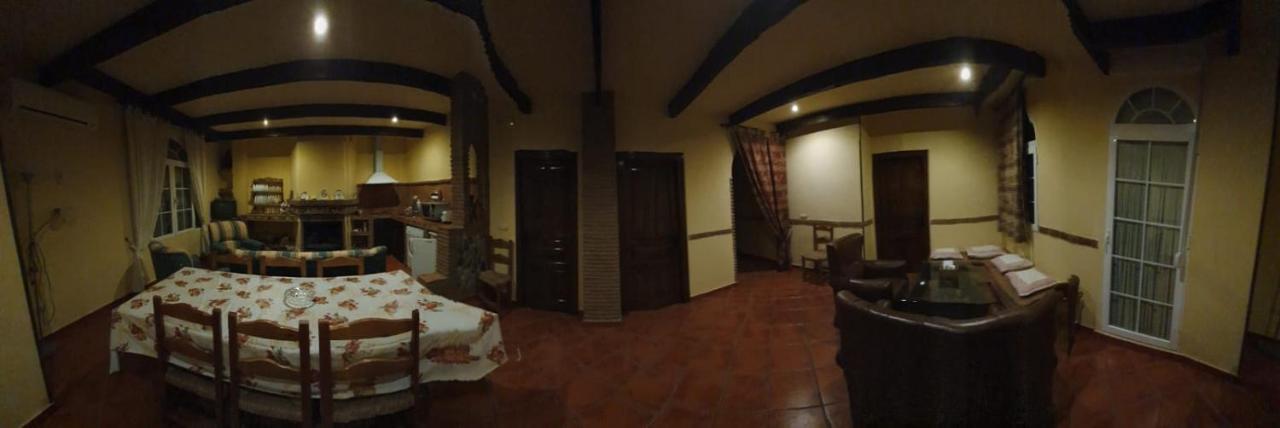 Monte Rosado Viviendas Vacacionales La Peza Экстерьер фото